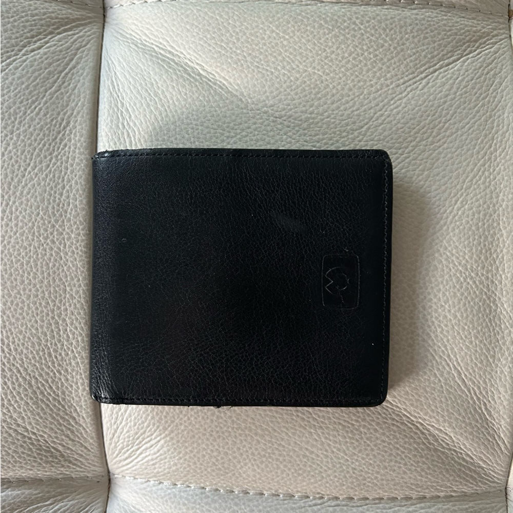 Mila Schon Men’s Black Leather Wallet